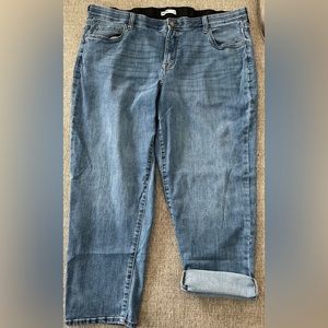 Plus Size Sonoma Goods For Life®
Premium High-Waisted Girlfriend
Jeans Size 18W